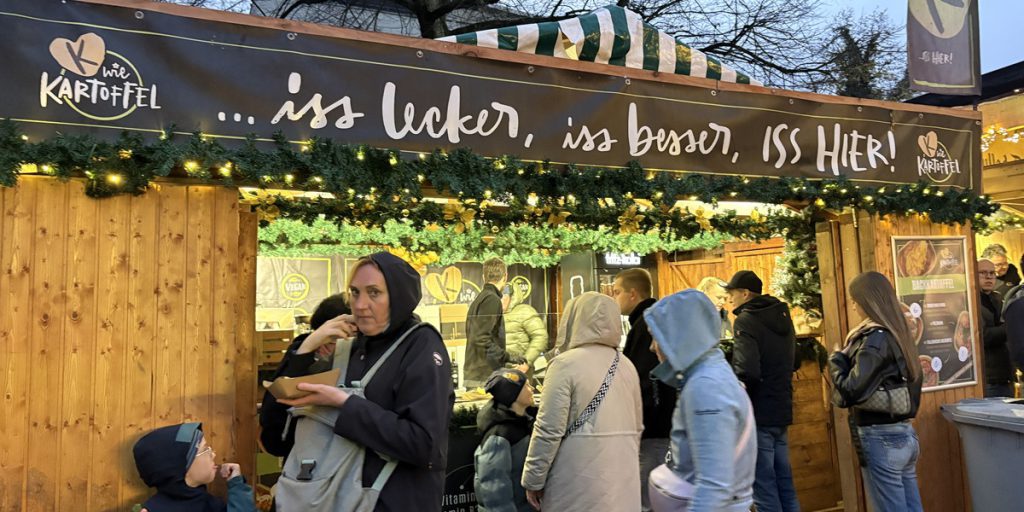 Prezzi in Calo al Weihnachtsmarkt di Essen-Steele: un'Eccezione alla Regola dell'Aumento dei Costi