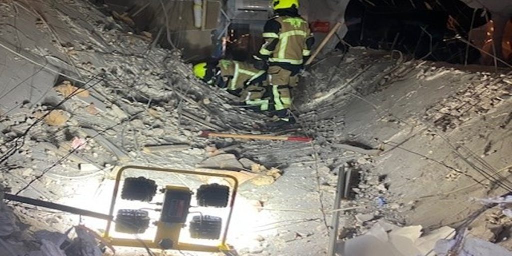 Crollo del tetto in negozio di Oberhausen: incidenti e indagini in corso