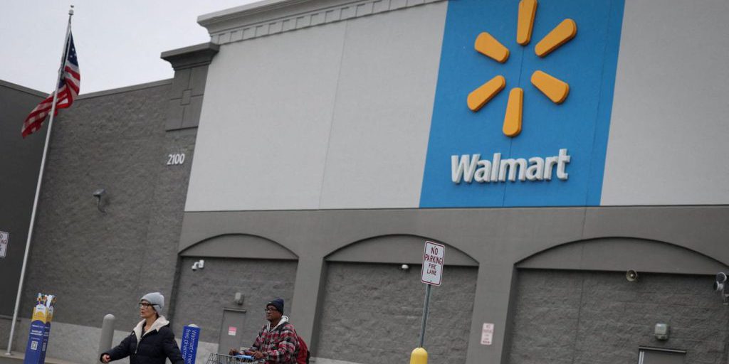 2026-01-28T111906Z_1142254475_RC251IAAJDPP_RTRMADP_5_WALMART-WORKERS-PAY-U57825137676NAT-1440x752@IlSole24Ore-Web-5