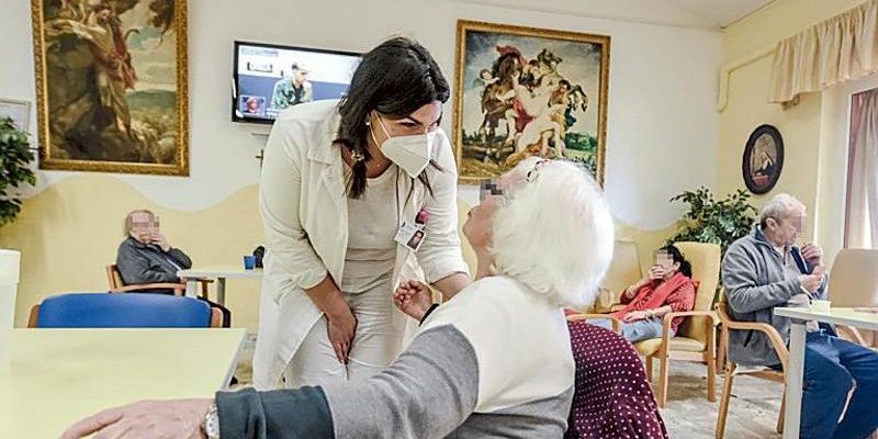 Mancanza di posti nelle RSA: oltre 9.000 anziani in attesa, famiglie in emergenza quotidiana