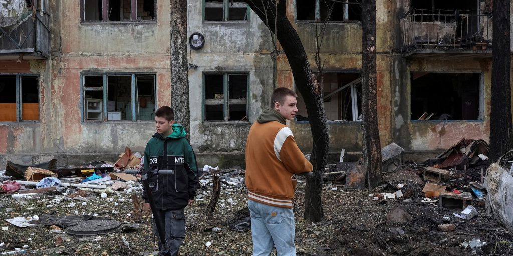 Trump Will Not Meet With Putin Soon, Official Says in a Reversal