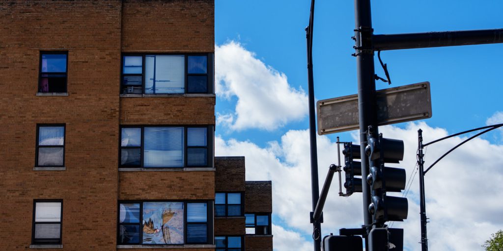 Illinois apre indagine sul proprietario che avrebbe segnalato un raid ICE