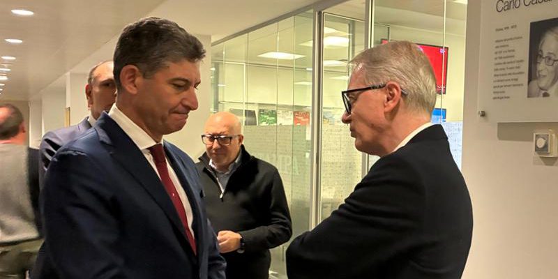 Polizia di Pisani: isolerà le frange violente dopo l’assalto alla redazione della La Stampa