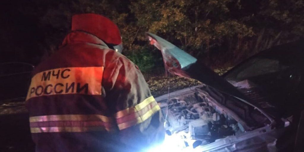 В Богородицком районе пожарные потушили горящий автомобиль