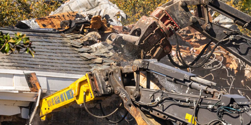 As Trump Moves Forward With White House Ballroom Project, Architects Raise Concerns