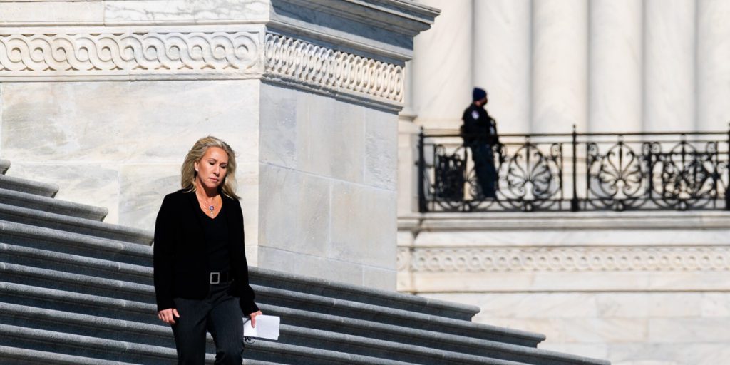 Marjorie Taylor Greene: la lealtà a Trump e le conseguenze sulla sua carriera politica