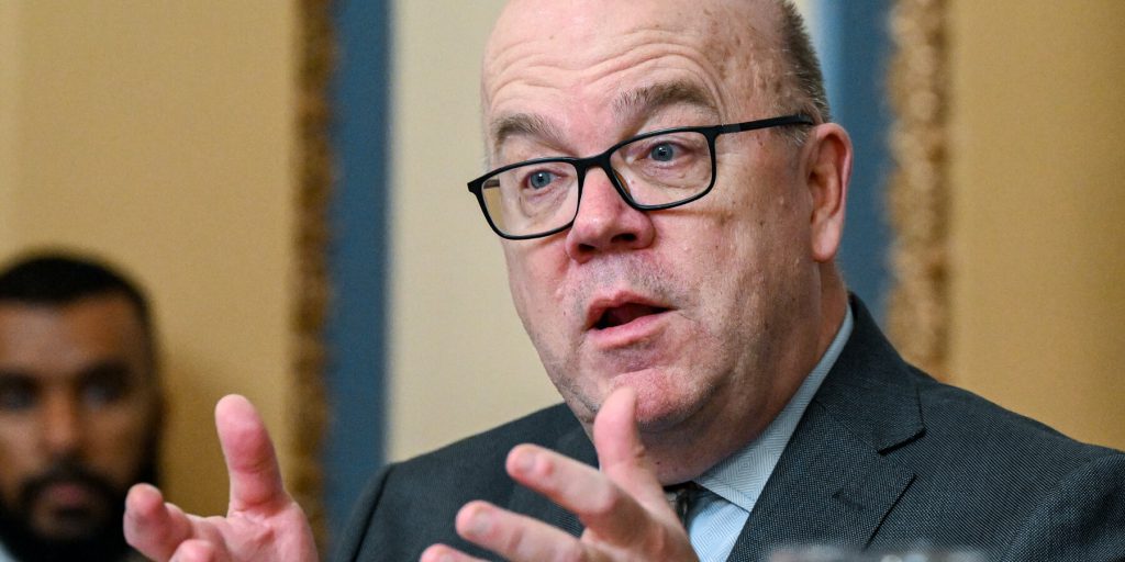 Camera degli Stati Uniti respinge proposta che vieterebbe l'uso delle forze armate in Venezuela