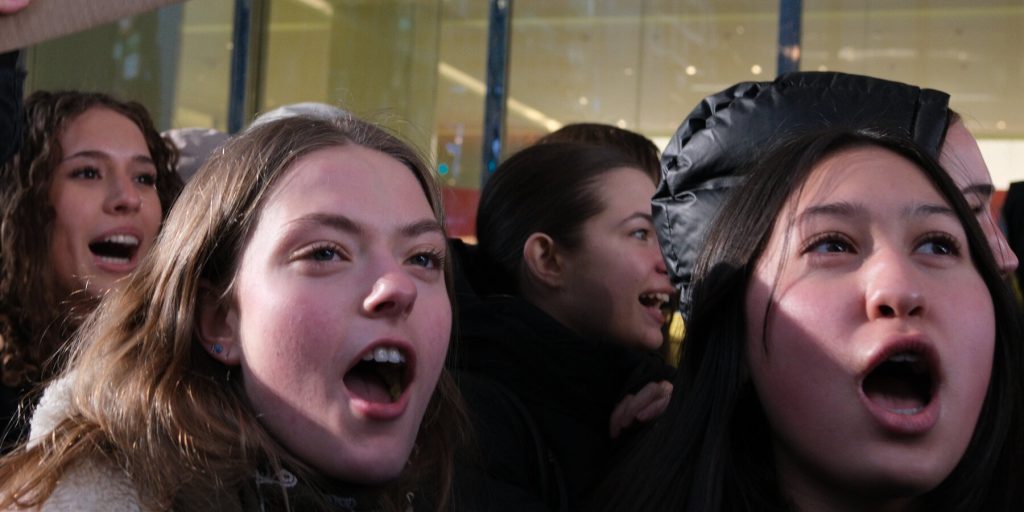 Sondaggio mostra che i sostenitori di Trump si sono divisi dopo un anno