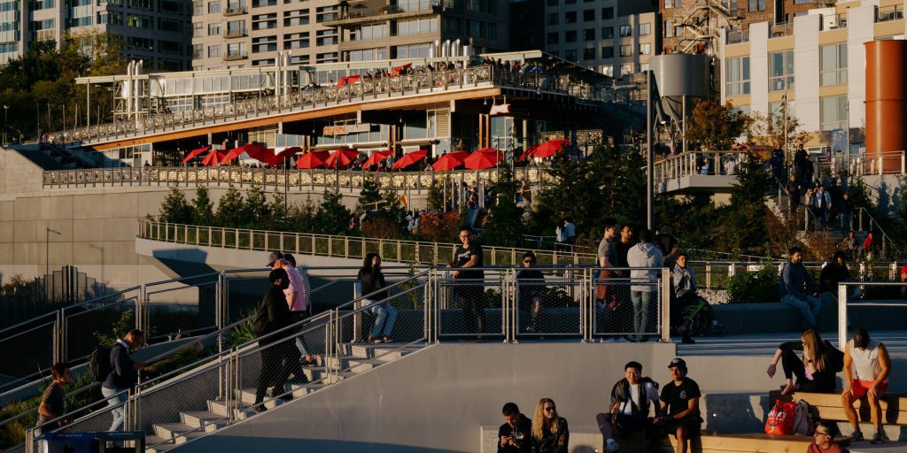 In Seattle as in New York, a Mayoral Race Turns on Generational Change