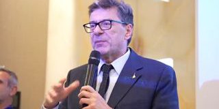 Manovra Finanziaria: Giorgetti Assicura Serietà e Responsabilità nel Rispetto dei Vincoli di Bilancio