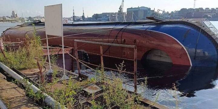 Crisi finanziaria nel cantiere navale di Jaroslavl': stipendi non pagati da oltre un mese, preoccupazioni per i lavoratori e l'economia locale