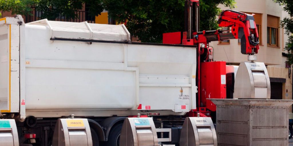 Липецкие мусоровозы под прицелом весовых датчиков