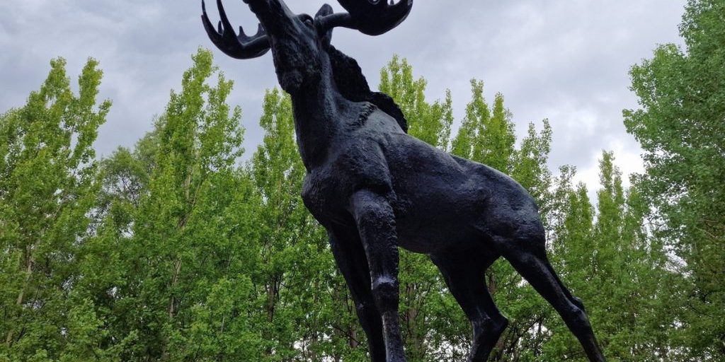 Mončegorsk Celebra la Sua Festa della Città con Storia e Cultura