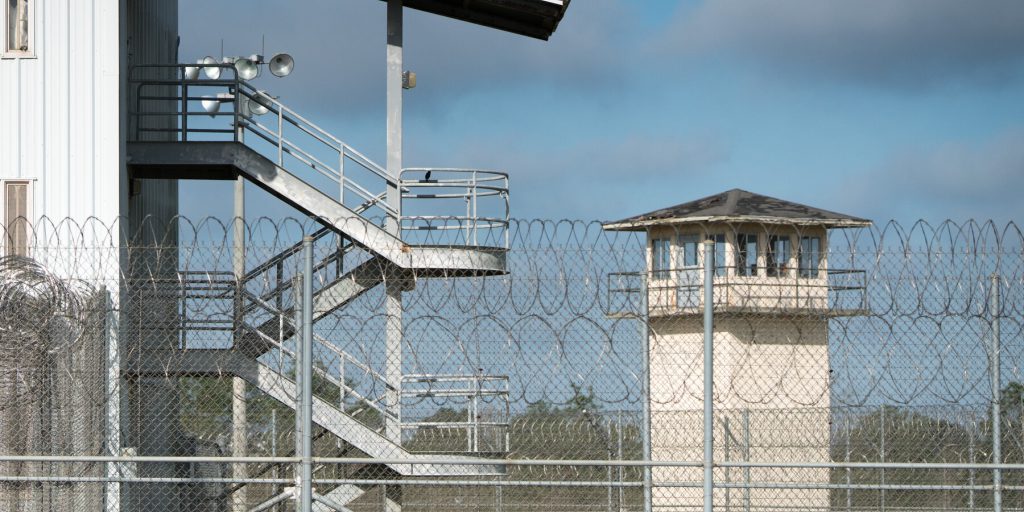 Esecuzione con Gas Nitroso in Alabama: Preoccupazioni e Dibattiti sulla Validità di un Metodo di Pena Capitale