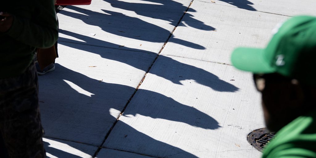 Federal Workers Have Started Missing Paychecks During the Shutdown