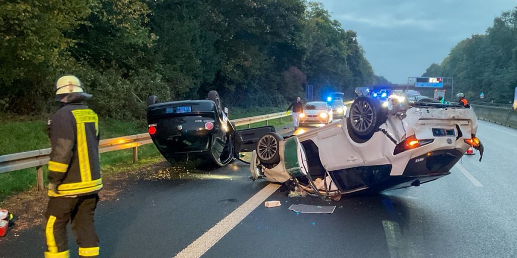 Unfall auf der A42 bei Dortmund ++ Autos überschlagen sich ++ 3 Verletzte