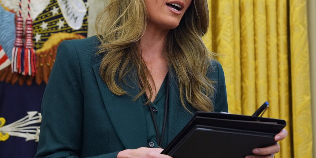 Licenziamento del Procuratore che Sfida l'Abuso di Potere di Trump