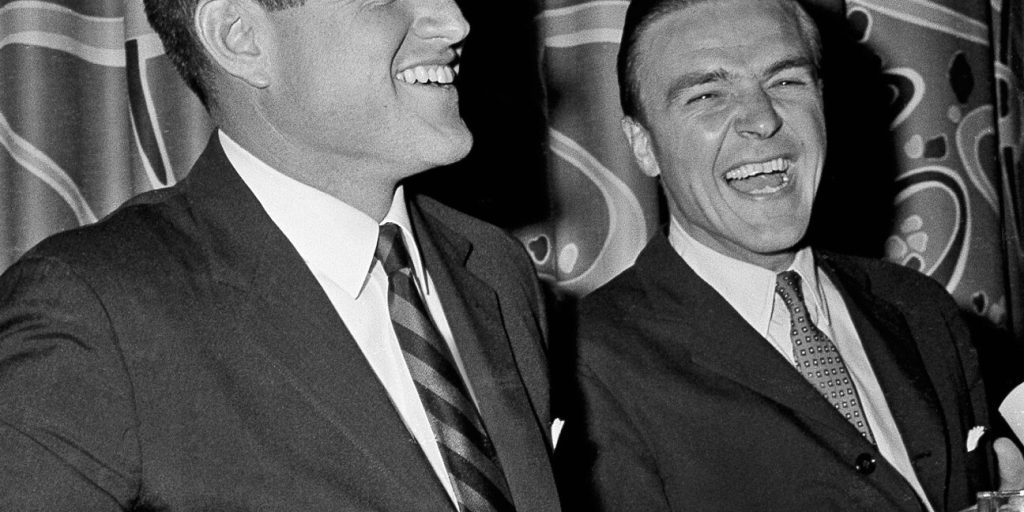 George Cabot Lodge, ultimo membro della sua famiglia a sfidare un Kennedy, muore a 98 anni