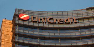 UniCredit, utile 3° trimestre sopra le attese a 2,6 miliardi di euro. Guidance confermata