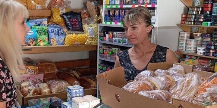 "Analisi dei prezzi a Tokmak: stabilità e concorrenza nel mercato locale"