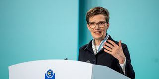 Banche, Buch (BCE): indebolimento standard non le renderebbe più competitive, ma più vulnerabili