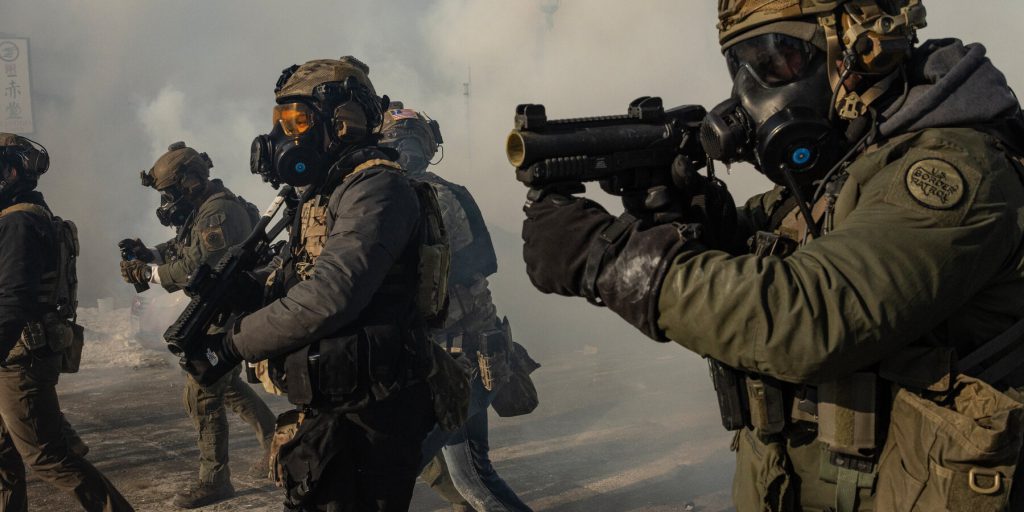 Democratici accettano di combattere per la chiusura a Minneapolis, rischiando reazioni negative