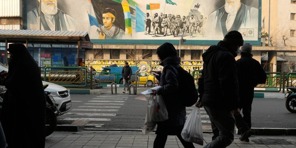 Trump informato: le proteste in Iran hanno indebolito il governo