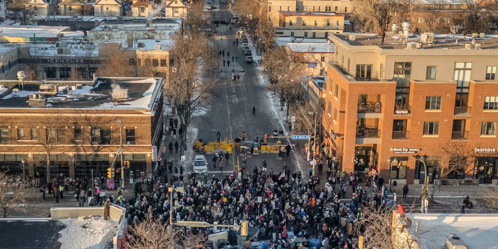 Minneapolis: le indagini statali sui poliziotti federali sono più difficili