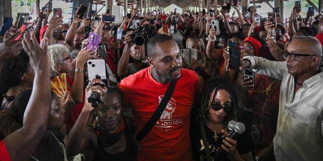 A la Martinique, le collectif de lutte contre la vie chère fonde un parti politique