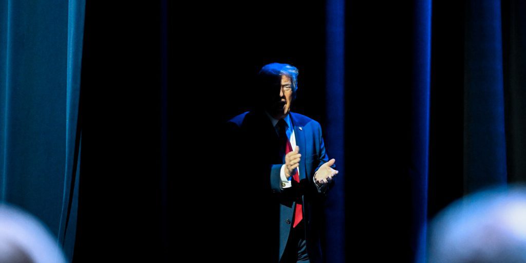 Post sui social della Casa Bianca riproducono simboli di suprematismo bianco