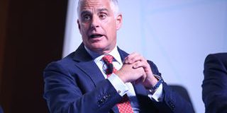 UniCredit verso il suo miglior anno di sempre grazie a ricavi in aumento e costi in calo