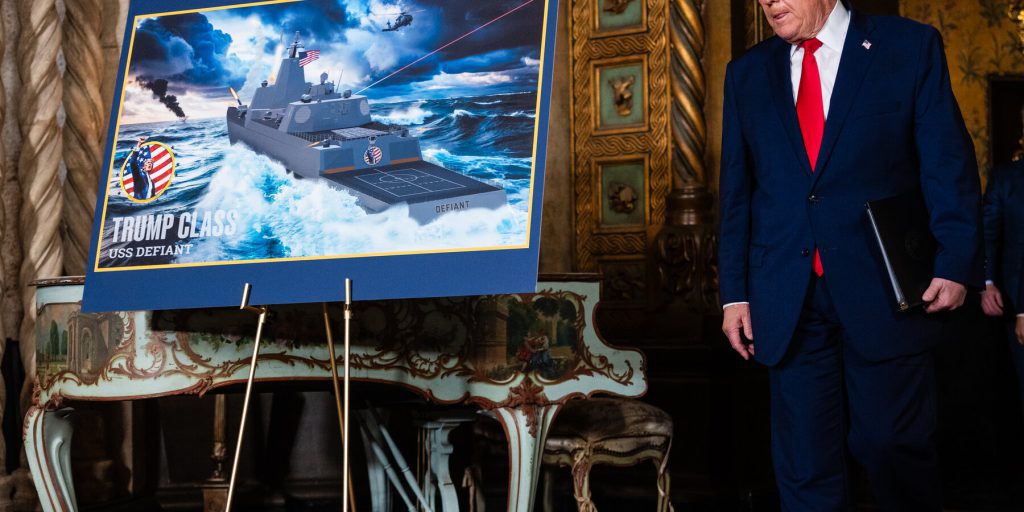 Trump punta a consolidare la sua eredità nominando edifici e programmi con il suo nome