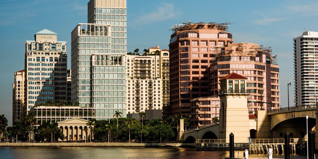 Crescita della popolazione negli Stati Uniti rallenta a causa della riduzione dell'immigrazione