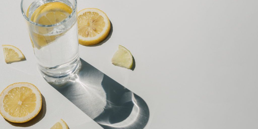 Пензенцам рассказали о пользе воды с лимоном натощак