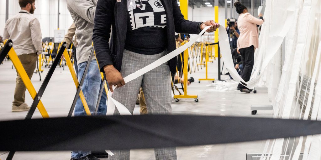 FBI effettua perquisizione in centro elettorale della Georgia