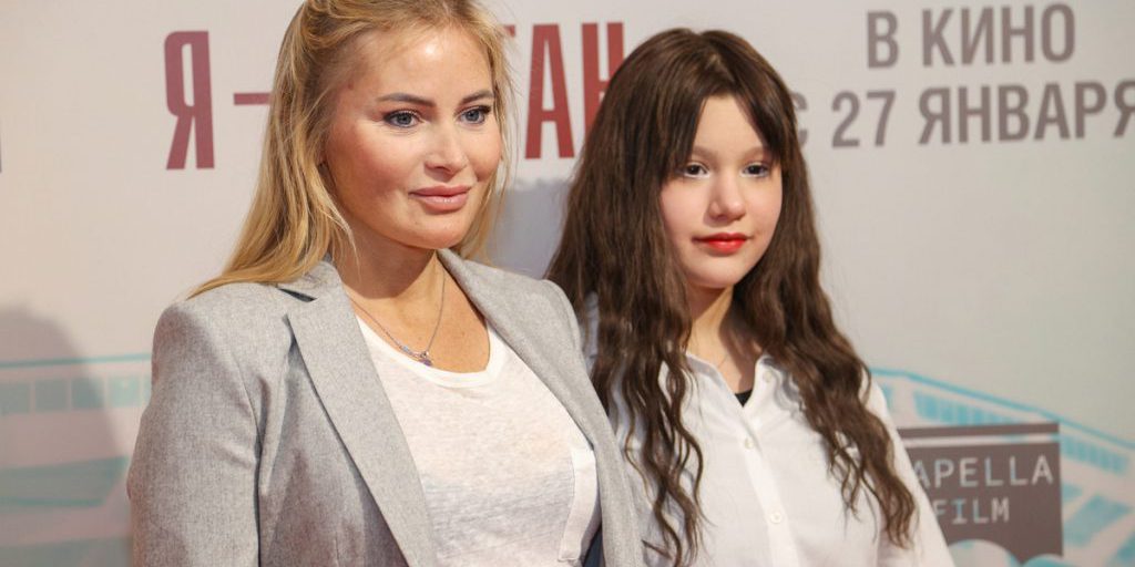 La figlia di Dana Borisova denuncia il padre per violenza domestica e condivide la sua storia di sofferenza e resilienza