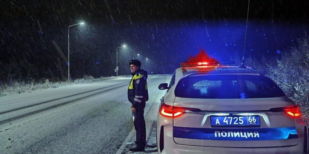 На трассе Ивдель – граница ХМАО выпал снег