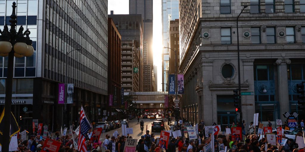 Trump invia 100 soldati della Guardia Nazionale in Illinois nonostante le obiezioni degli ufficiali statali