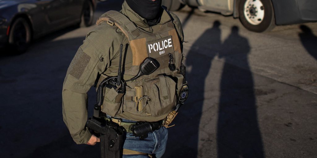 Nuove leggi statali negli Stati Uniti su uso del cellulare da parte dei minori, morte assistita e assistenza di genere