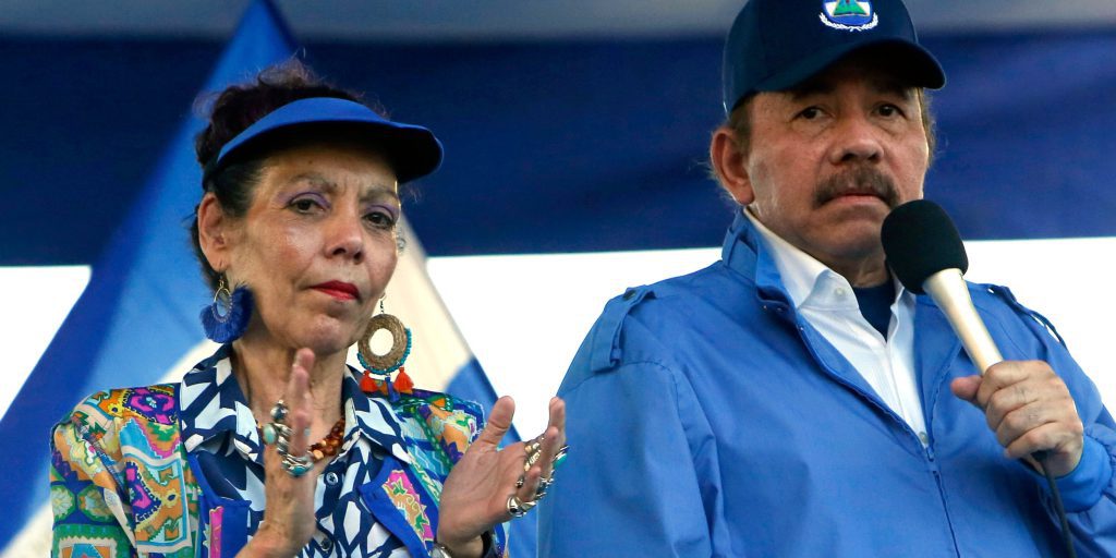 Ortega e Murillo intensificano lo Stato di polizia in Nicaragua dopo la caduta di Maduro