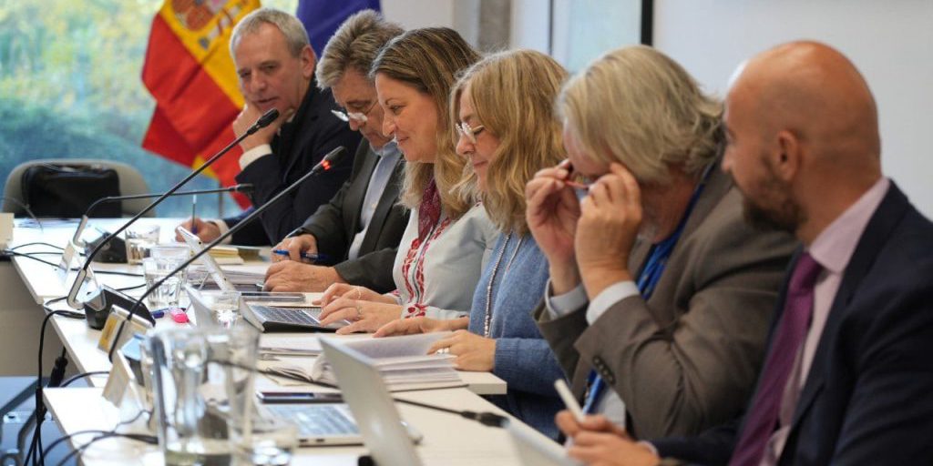 Governo e sindacati accettano aumento salariale dell'11% per 3,5 milioni di dipendenti pubblici fino al 2028