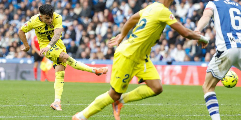 Alberto Moleiro garantisce la vittoria del Villarreal contro la Real Sociedad con un tiro libero decisivo