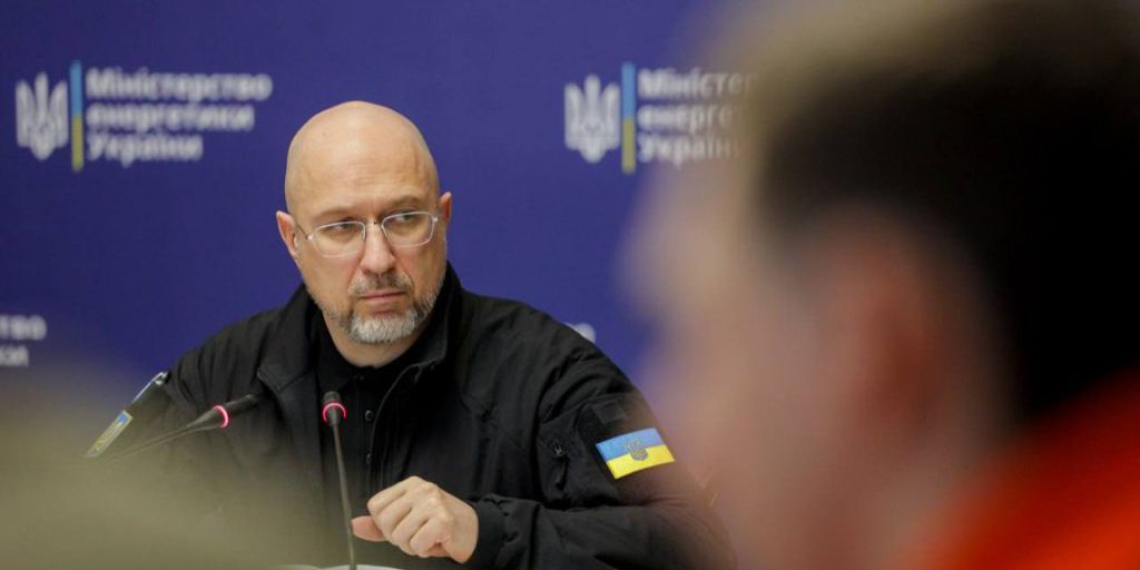 2b8f6584aaccdc8bced3306f7902003f-1