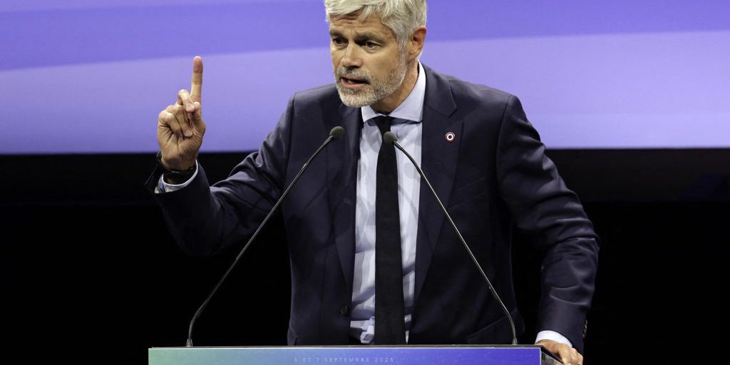 "Laurent Wauquiez incita i Repubblicani francesi a 'rendere possibile ciò che è necessario' ad Port-Marly"