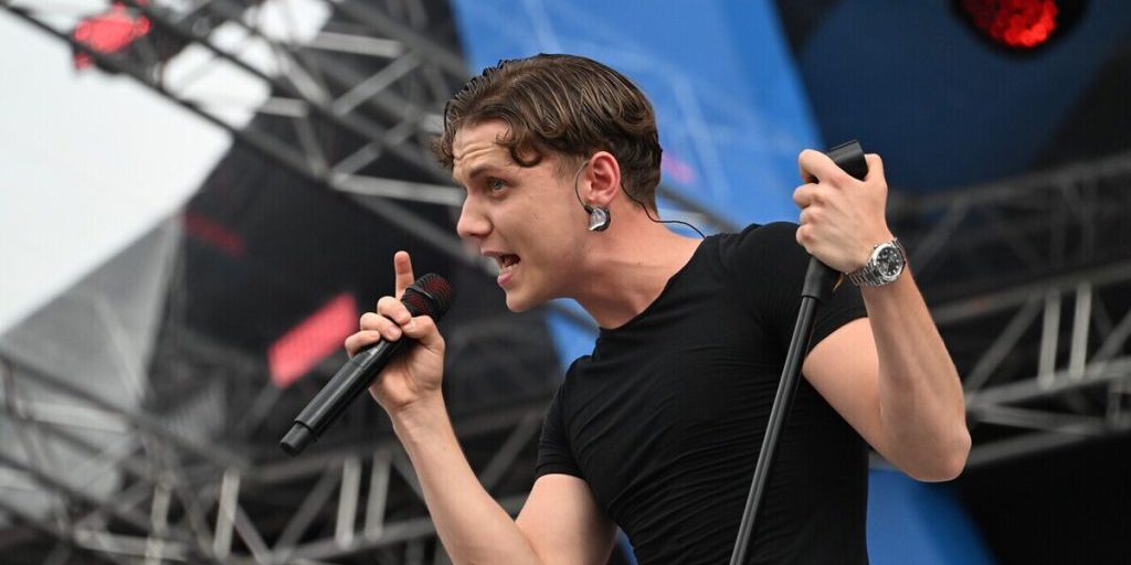 Гонорары юного краша россиянок Дмитриенко неожиданно выросли за последние месяцы