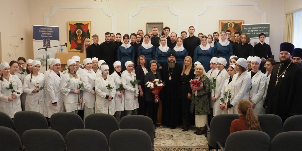В Смоленской духовной семинарии открылись курсы "Сестра милосердия"