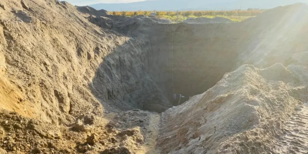 Scavo di 30 metri a Denizli: sospetti fermati dalle forze dell'ordine