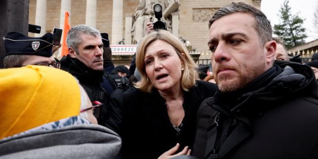 Presidente dell'Assemblea nazionale Yaël Braun-Pivet è stata oggetto di proteste da parte di agricoltori a Parigi