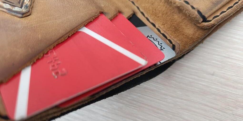 Сочинцам объяснили порядок действий при ошибочном зачислении денег на карту