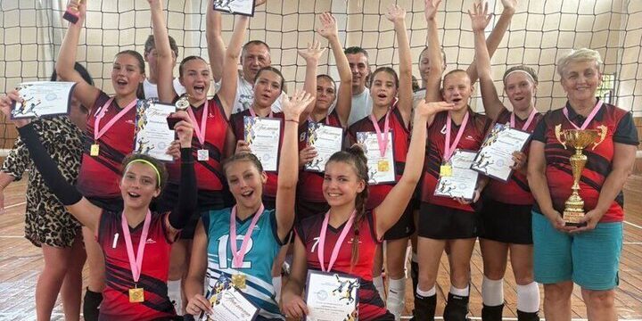 Брянские волейболистки победили на Всероссийском турнире «Лига ЧемпионОК»